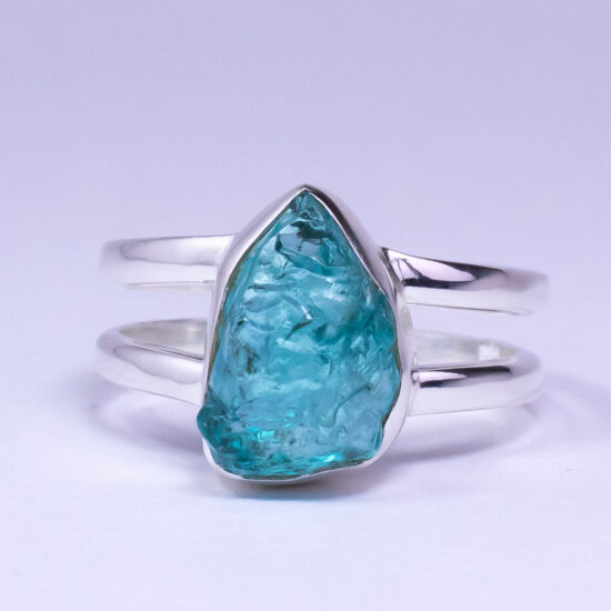 Apatite Au Naturale Ring luxury jewelry vendors fashion trends