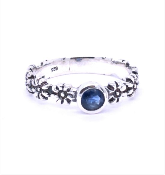 Kyanite Daisy Chain Ring jewelry vendors near me