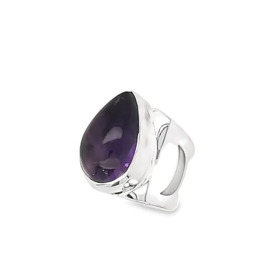 Amethyst Moonbeam Ring crystal gemstones new age